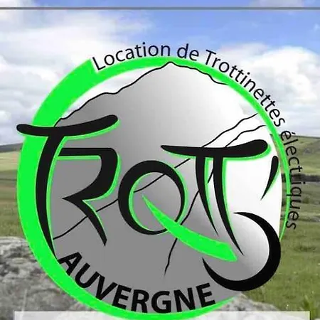 Grand Confortable En Auvergne - Belle Vue Nyaraló