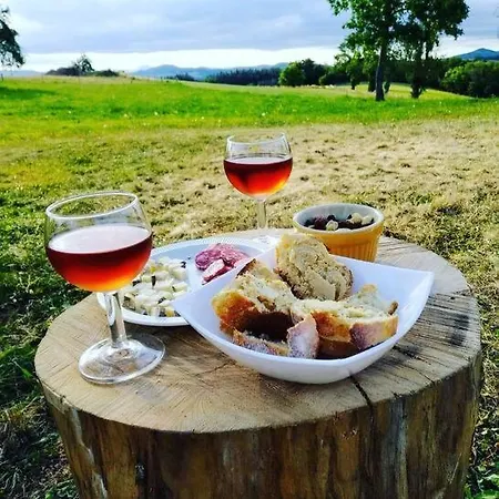 Nyaraló Grand Confortable En Auvergne - Belle Vue Brousse