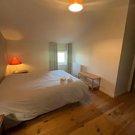 Grand Confortable En Auvergne - Belle Vue *