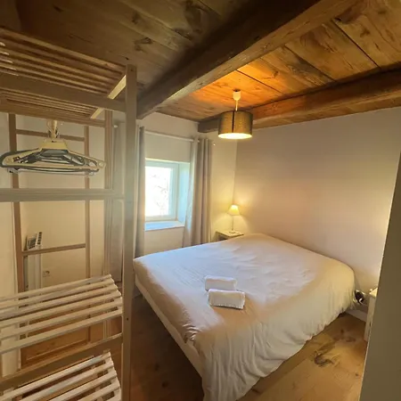 Grand Confortable En Auvergne - Belle Vue * Brousse